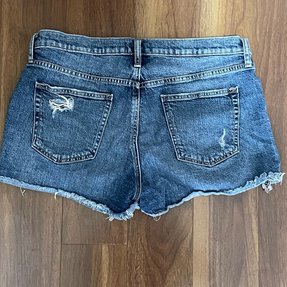 Silver Jeans Blue Distressed Jean Shorts - Picture 2 of 3